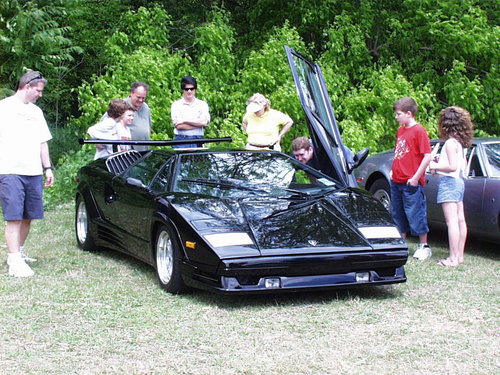 LamborghiniCountach01.jpg
