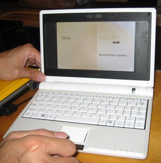 TN_Asus_eee_03.jpg