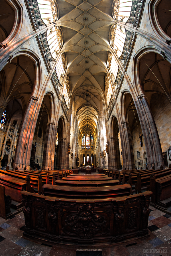 st__vitus_cathedral___prague_by_zavorka-d62llm9.png
