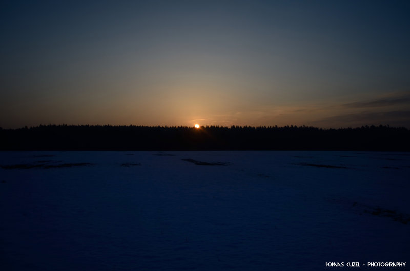 sunrise_by_tomaskuzel-d5wigfw.jpg